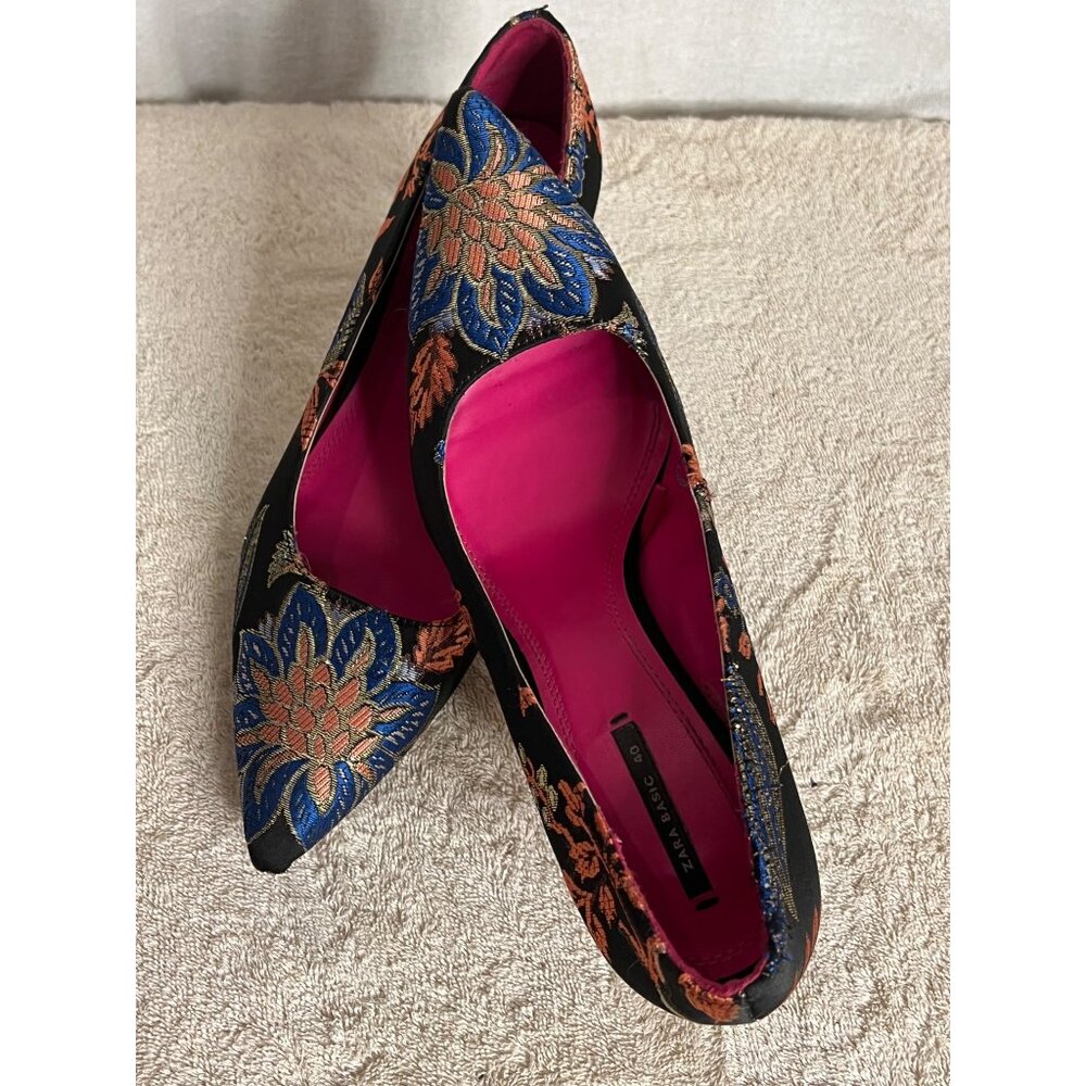 Zara Basic Collection Women's Floral Embroidered Heels Size 40 US-9